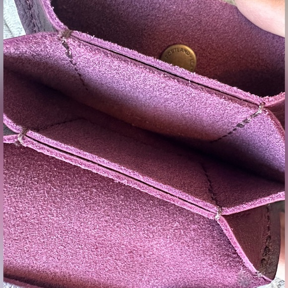 EUC💜Portland Leather LoveBug Wallet Plus Plum - Picture 8 of 11